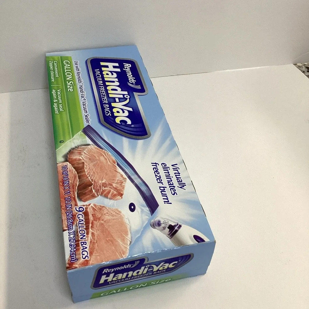 Reynolds Handi-Vac Vacuum Freezer Bags Gallon Size — 9 Bags  NEW & UNOPENED HTF